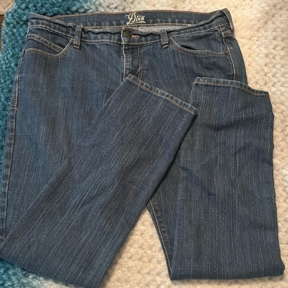 OLD NAVY THE DIVA Women's Dark Wash Regular Fit Skinny  Jeans size 12.